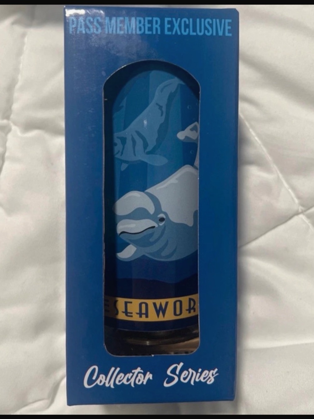 Collector Series Blue beluga whale glass - Pass Member Exclusive